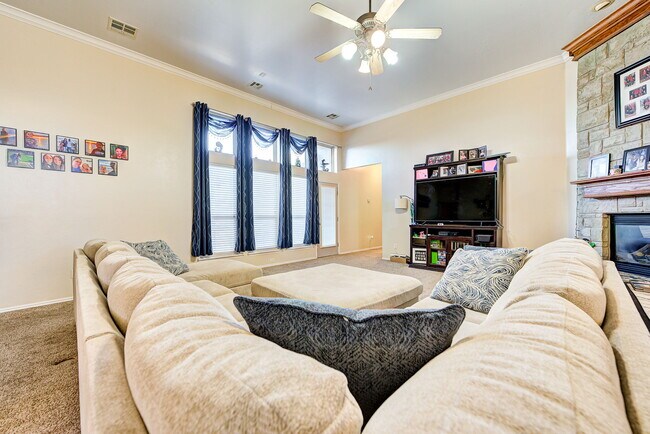 Foto del edificio - 3804 Lorings Rd