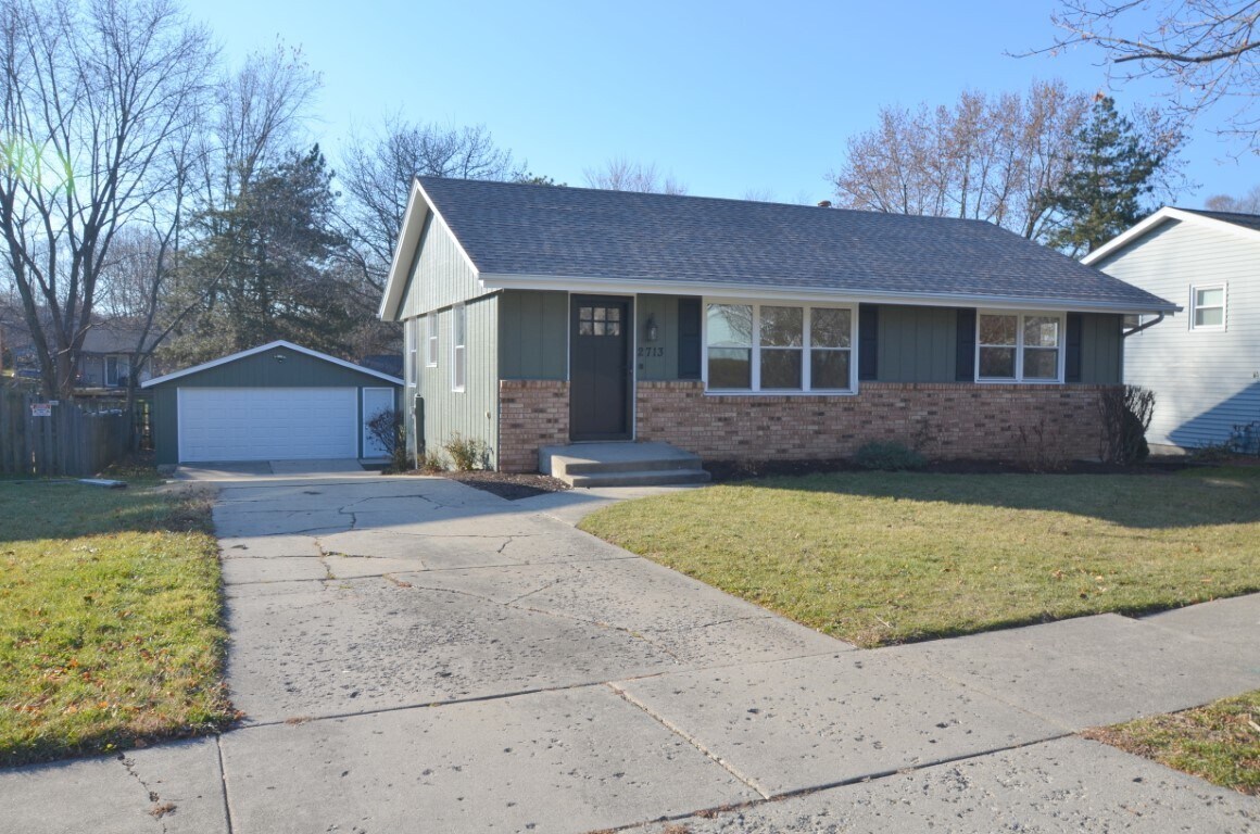 2713 Norway Pine Rd, Rockford, IL 61109 House Rental in Rockford, IL