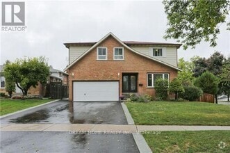 Building Photo - 2425 Carlanne Pl