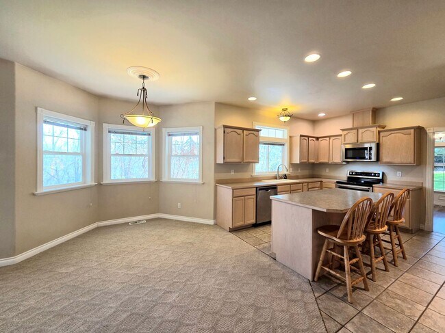 Foto del edificio - Luxurious Country Living in Desirable Cashmere Location!! 5 Bed + Den, 2.5 Bath!