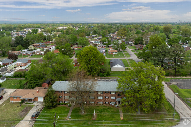 Aerial Photo - The Ravenwood Apartments