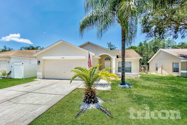 Foto del edificio - 4726 Bloom Dr
