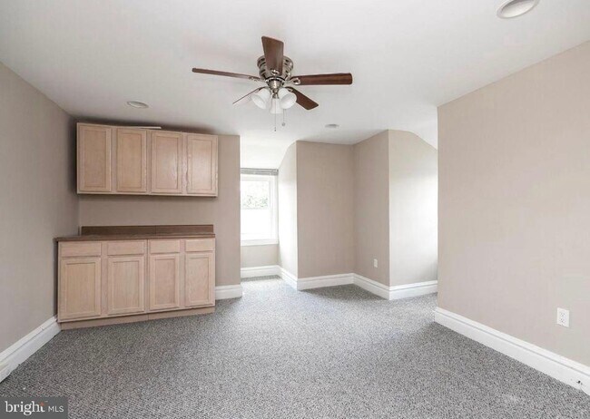 Foto del edificio - 319 Washington Ave