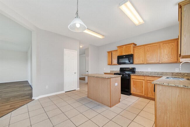 Foto del edificio - 16119 Gavin Ln
