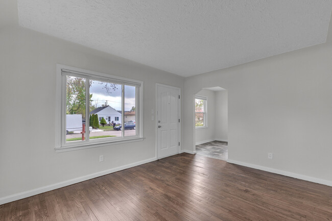 Foto del edificio - 18333 Beechwood St