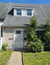 Building Photo - 1131 Sterling Ave