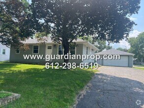 Building Photo - 1778 Hillview Rd