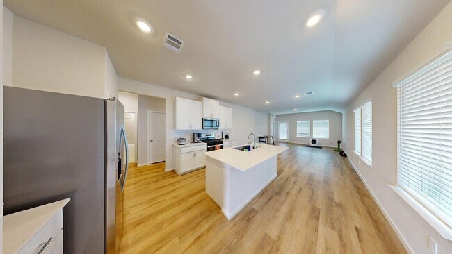 Foto del edificio - 14134 Granger Pointe Ln