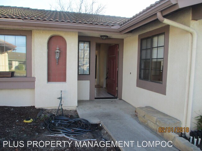 Building Photo - 4 br, 2 bath House - 1512 North B Court