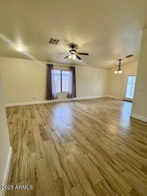Building Photo - 1637 E Alicia Dr