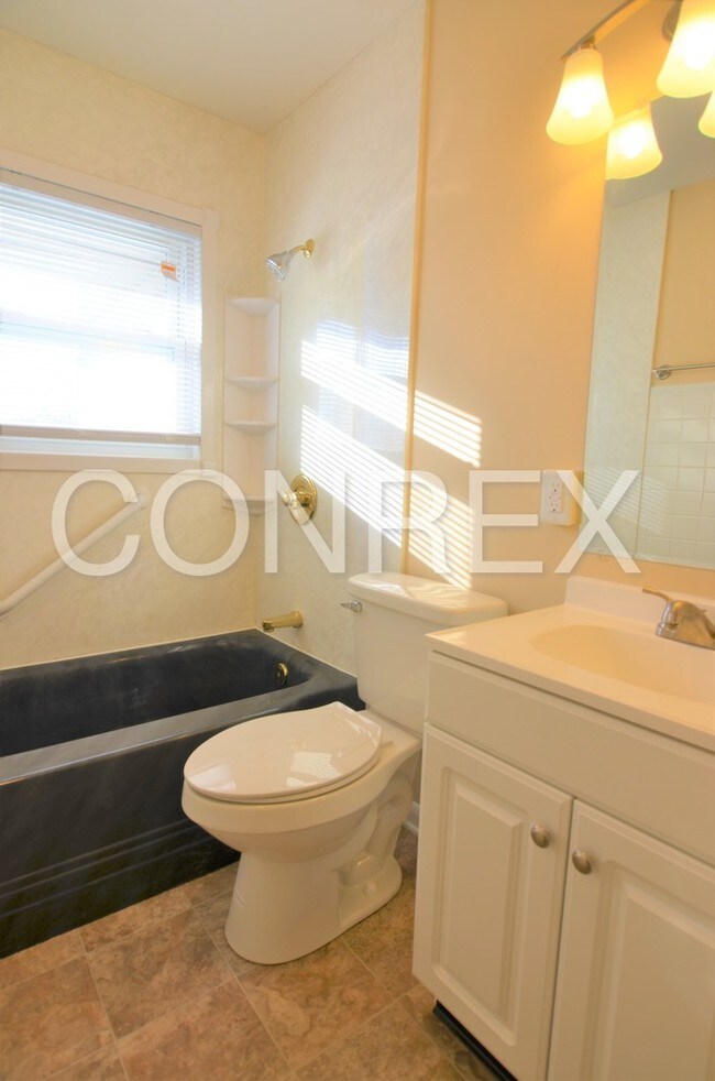 Foto del edificio - 5531 W 35th St