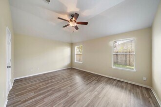 Building Photo - 6523 Wellington Meadows Dr