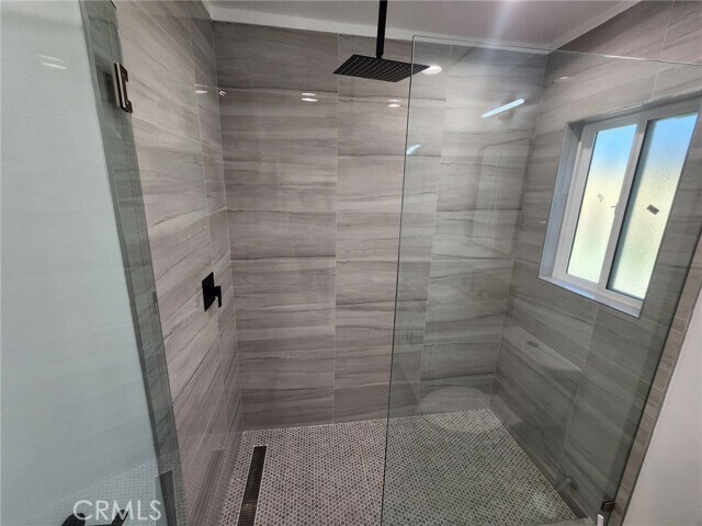 Foto del edificio - 7665 Machrea St