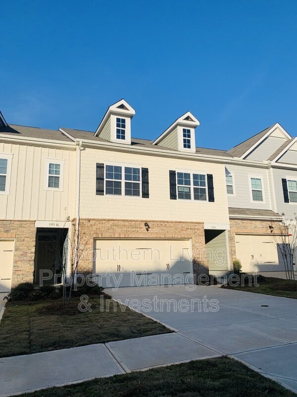 3319 Glenn Hope Wy, Matthews, NC 28104 Townhome Rentals in Matthews