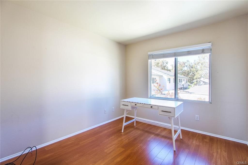 Foto principal - 655 Roscoe St