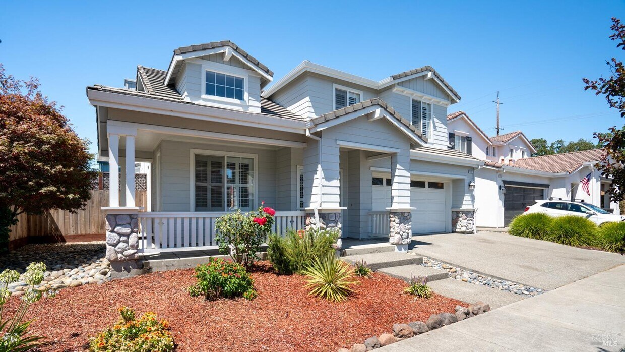 Primary Photo - 7351 15th Hole Dr