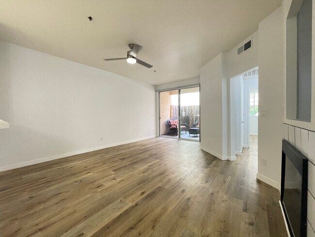 Foto del edificio - 535 Magnolia Ave