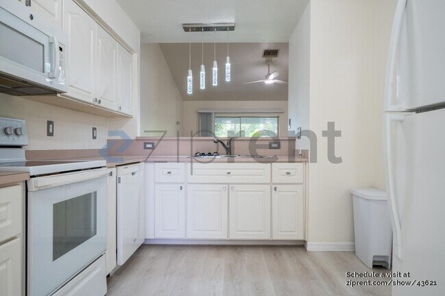 Foto del edificio - 840 SE 8th St