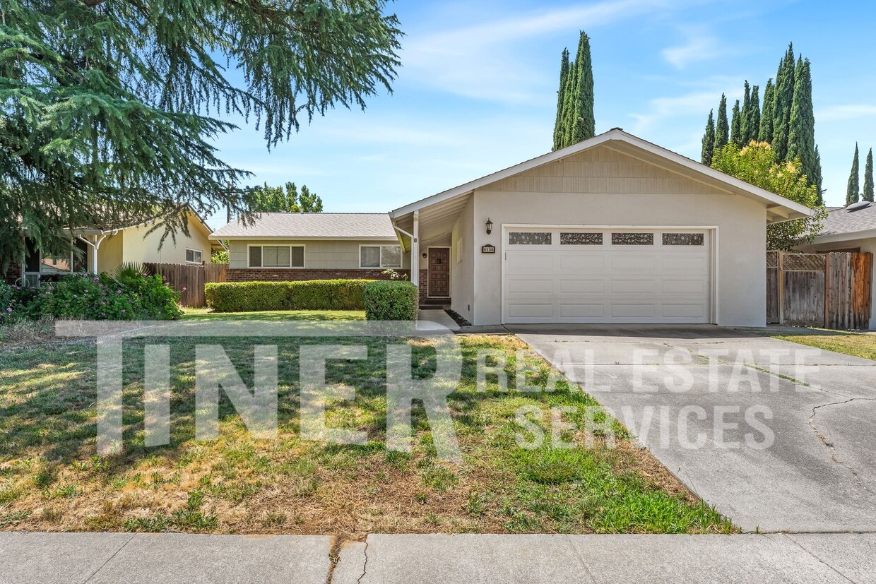 Photo - 9136 Cecile Way-
