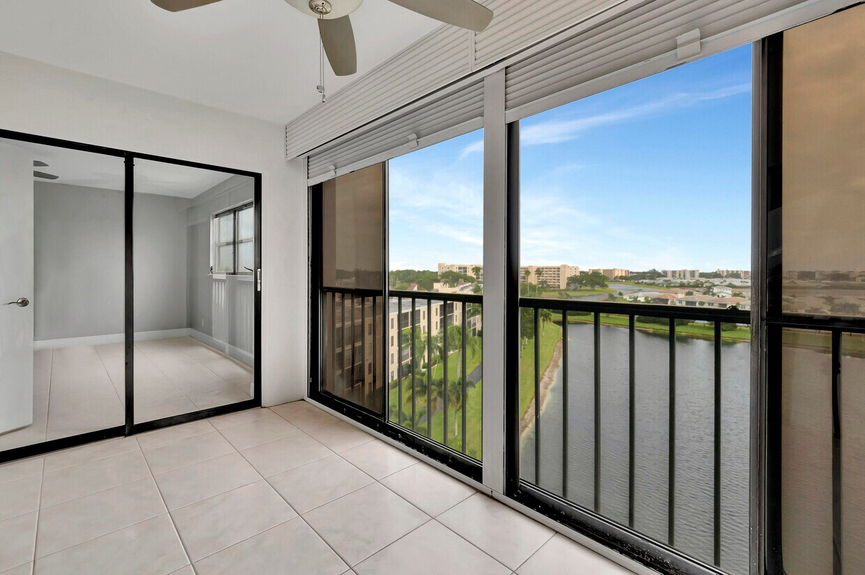 Foto principal - 7310 Ashford Pl