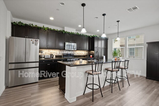 Foto del edificio - 22160 Barrington Way
