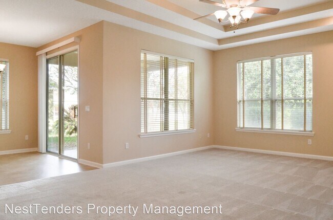 4 br, 2.5 bath House - 3420 N. Victoria La... - 4