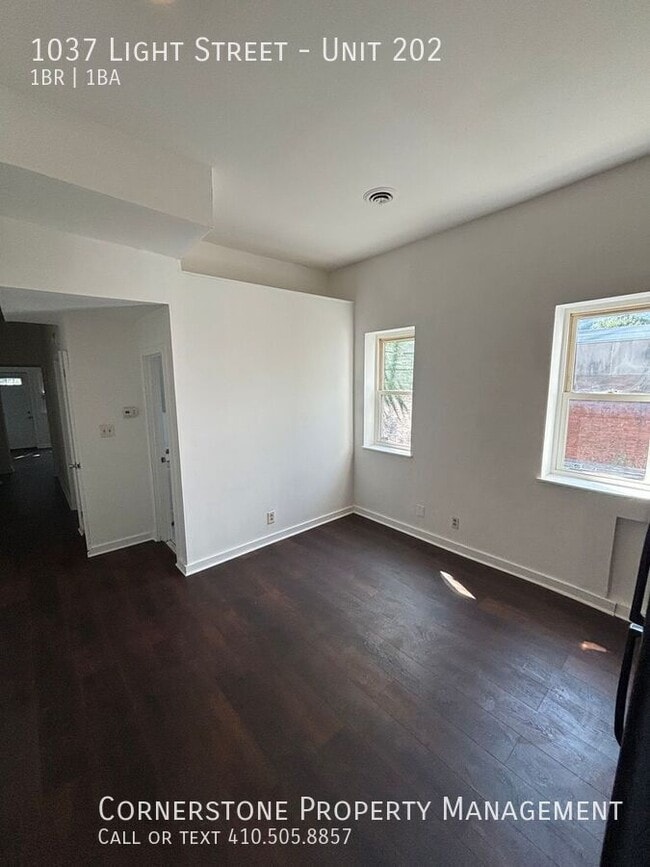 Photo - 1037 Light St Apartment