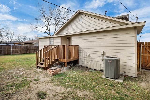 Foto del edificio - 1322 N Powell Pkwy