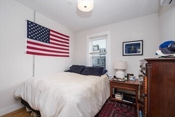 Foto del edificio - 84 Emerson St