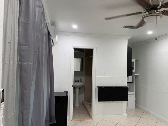 Foto del edificio - 11610 NW 35th St