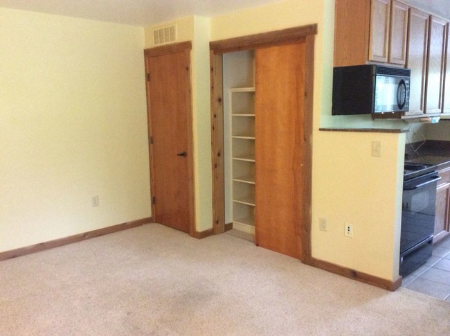 Foto del edificio - 220 E Homestead Dr