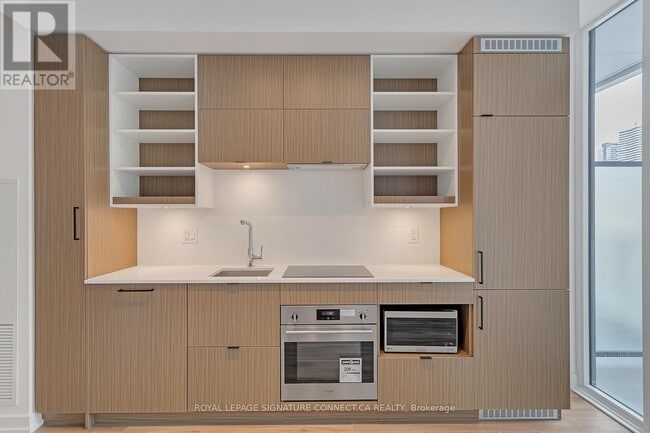 Building Photo - 20 Edward St