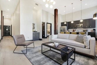 Building Photo - 1148 S Peters St