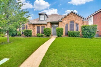 Building Photo - 7013 Lo Chalmers Ln