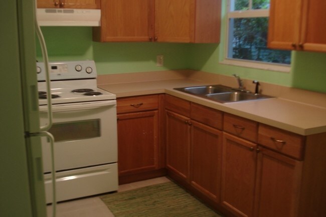 Building Photo - 312 N J St