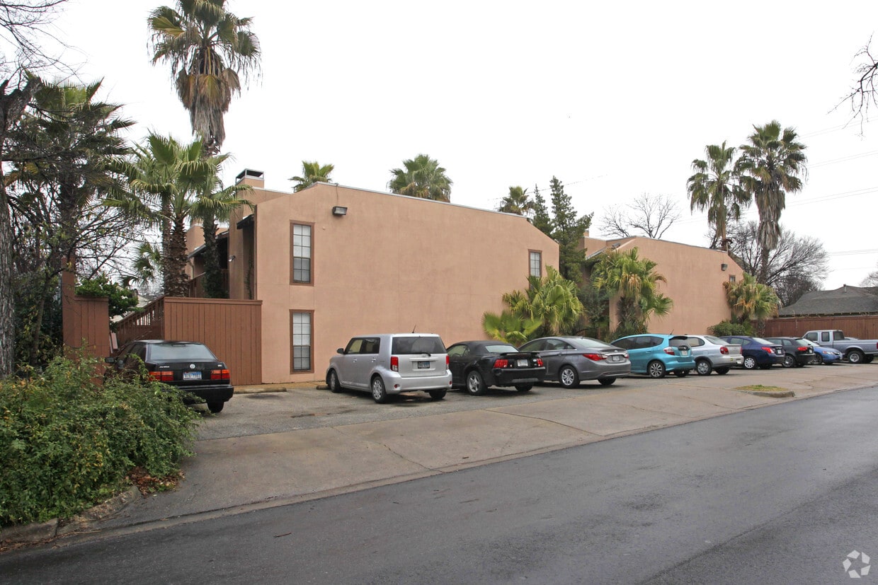 110 E 37th St - Adobe Apartments