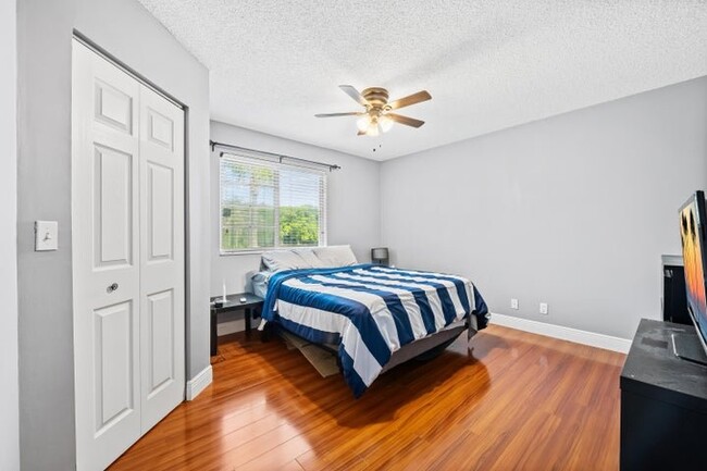Photo - 2185 Salerno Cir Townhome