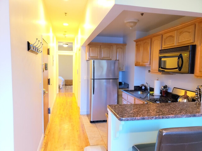 Building Photo - 112 W 136th St