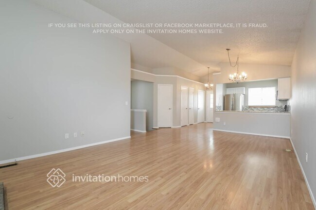 Foto del edificio - 4742 Malaya St