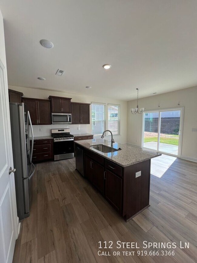 Building Photo - Charming 3-bedroom in Angier!