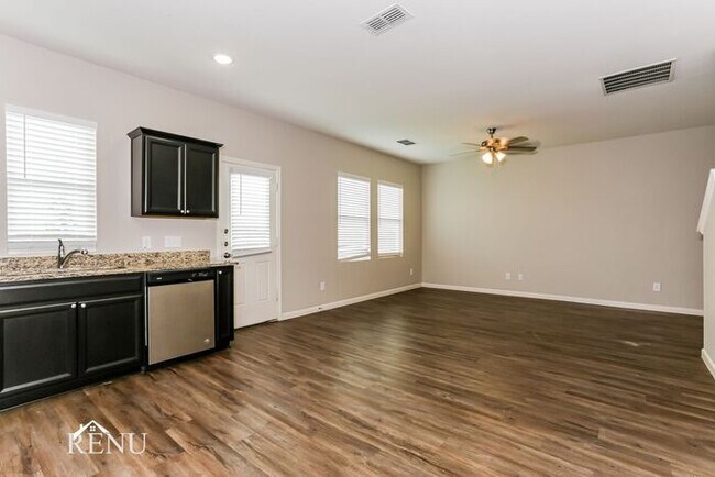 Foto del edificio - 6012 Mojave Dr