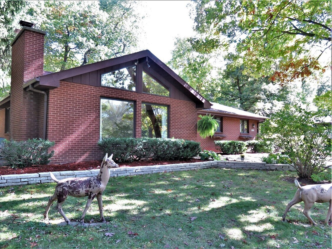 Foto principal - 38355 Chicago Ave