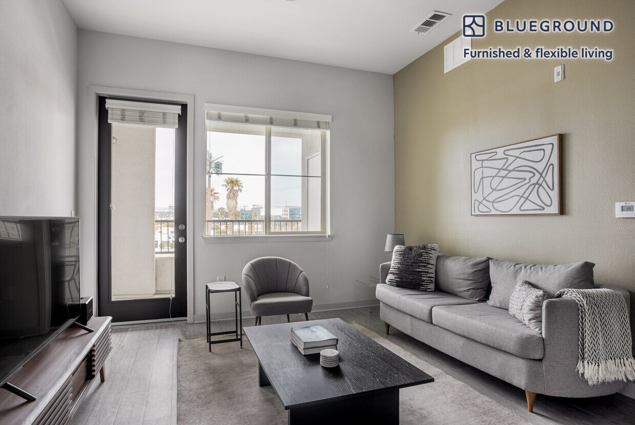 Foto principal - 5550 Grosvenor Blvd