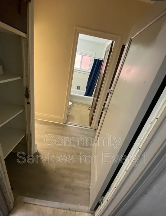 Building Photo - 2425 Delaware Ave