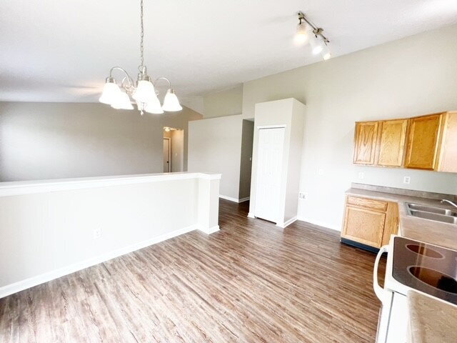 Building Photo - MCCORDSVILLE 3BR/2BA RANCH ON POND!