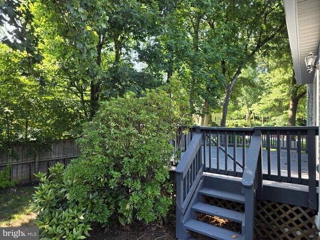 Building Photo - 12000 Rosiers Branch Dr