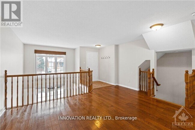 Photo du bâtiment - 70 Edenvale Dr