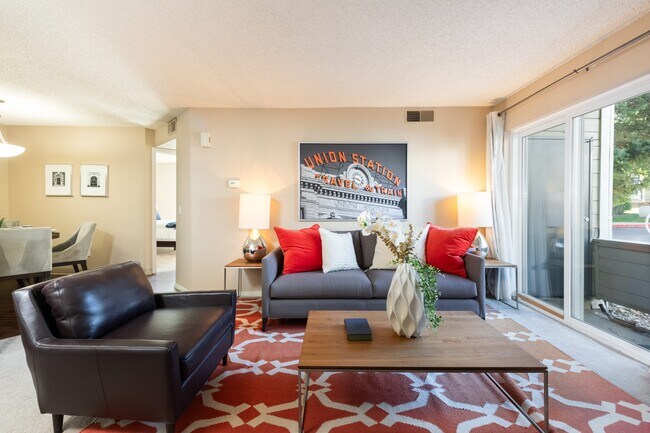 Apartments for Rent with a Walk-In Closet in Edgewater CO | Apartments.com