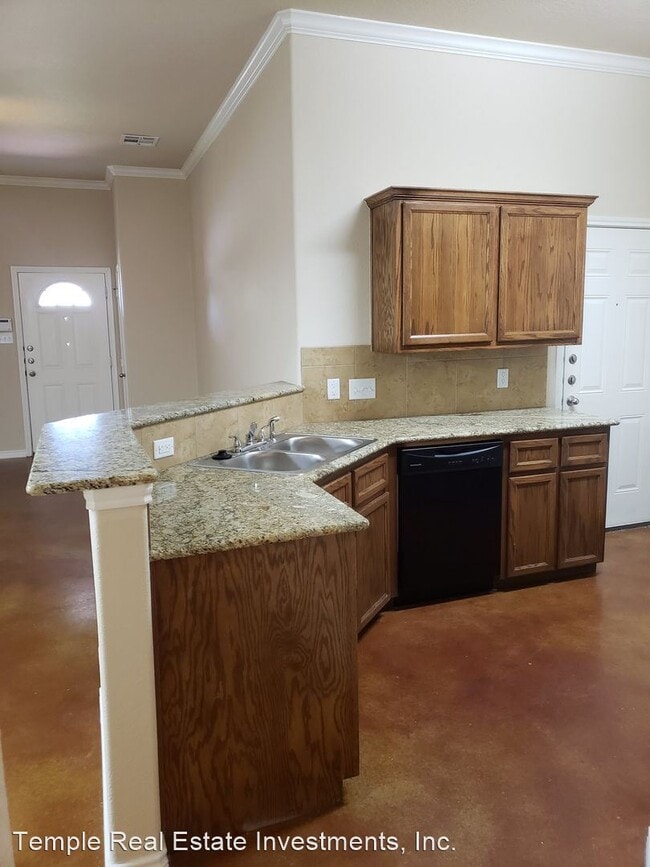 Building Photo - 502-526 Pepper Spring Ct