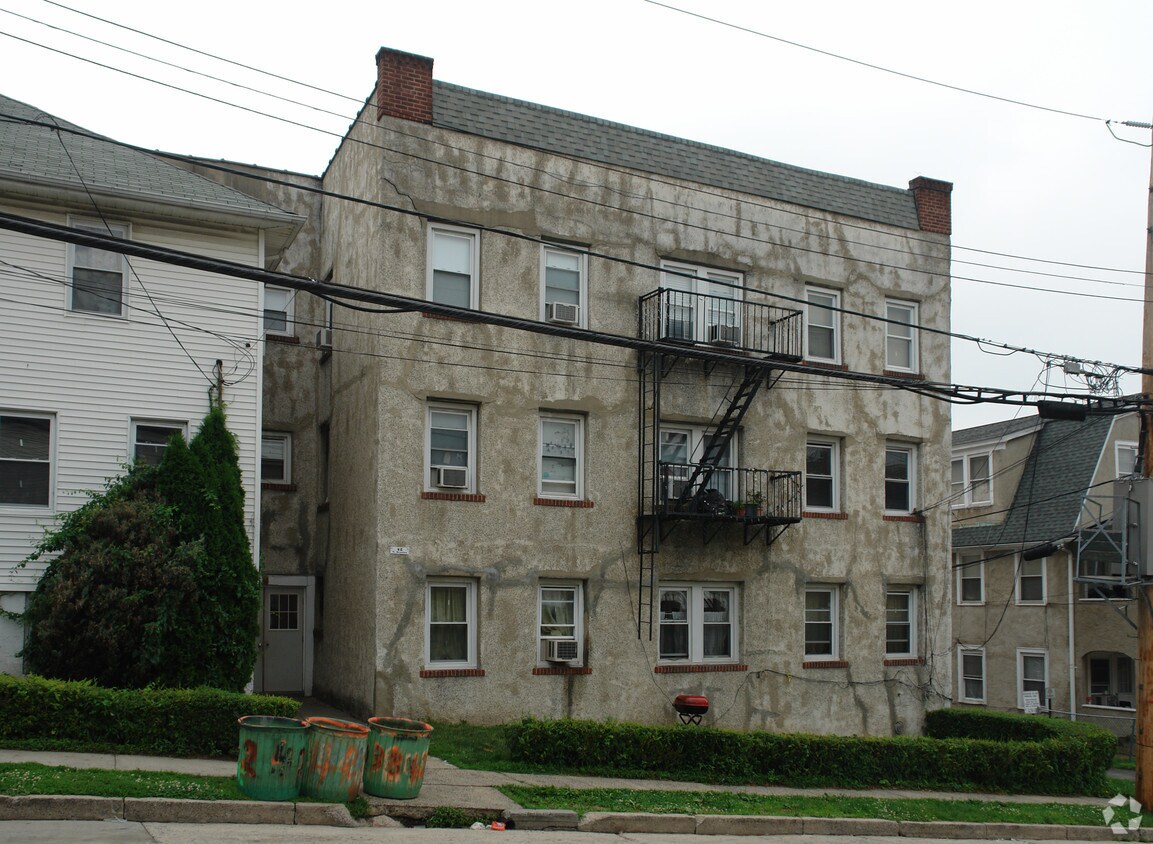 Building Photo - 42 S Kensico Ave